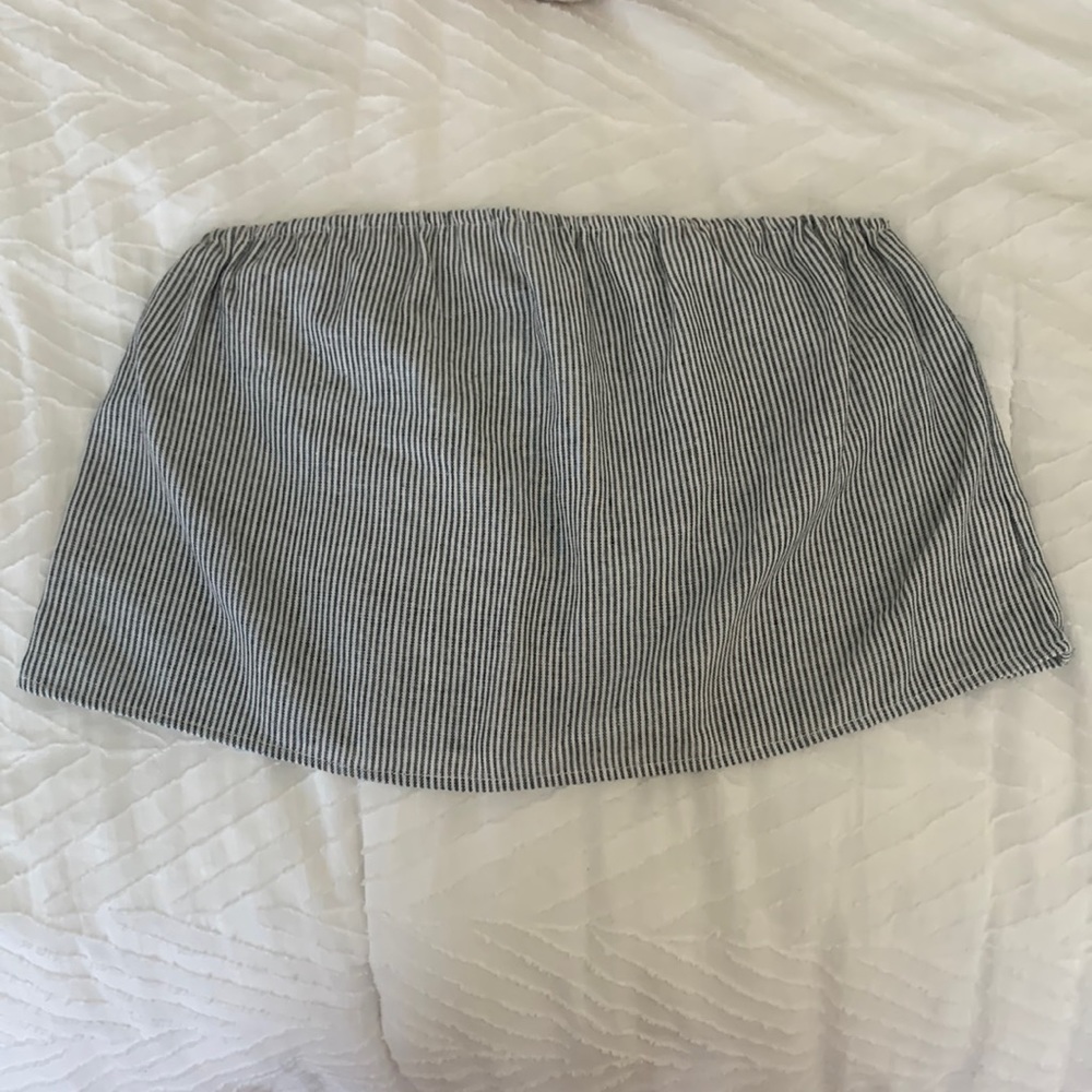 Brandy Melville nautical blue and white top